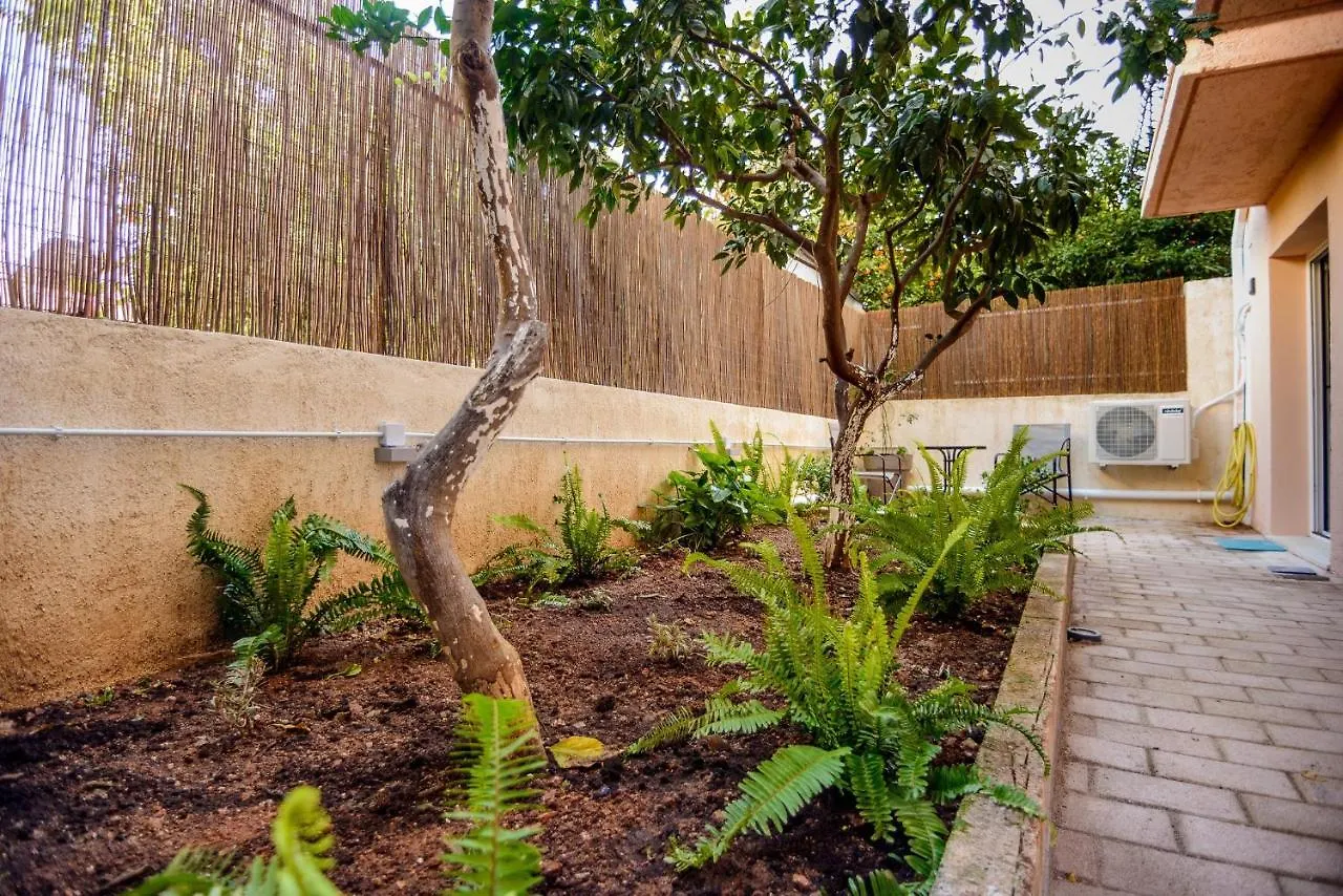 Nikos' Garden Apartment Argostoli  Greece